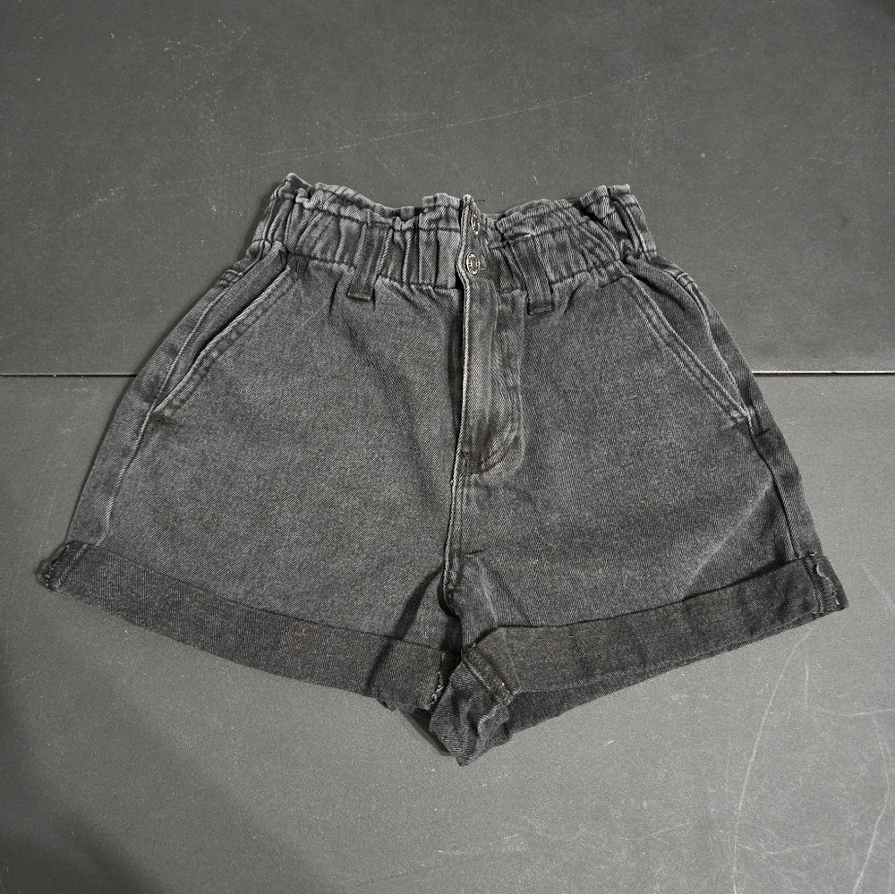 Forever 21 High-Waisted Dark Gray Black Denim Shorts Womens Size XS